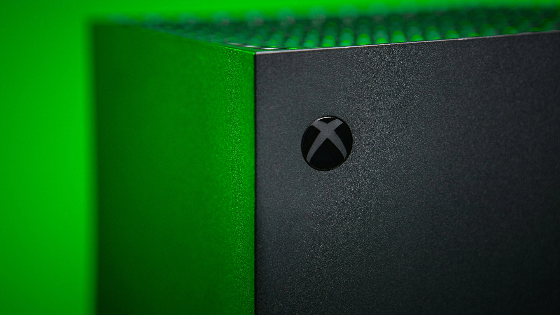 Šef Xboxa Predlaže Otpuštenim Zaposlenicima Korištenje AI za Nošenje s Emocijama