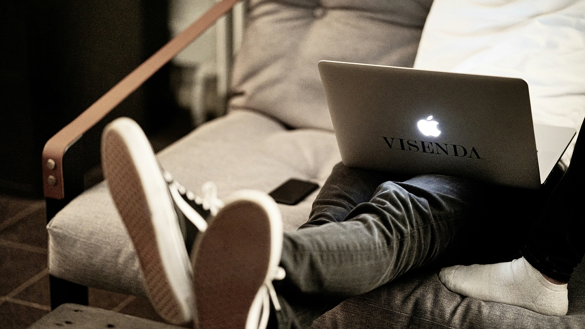 Zakoni o provjeri dobi tjeraju korisnike na neregulirane online stranice
